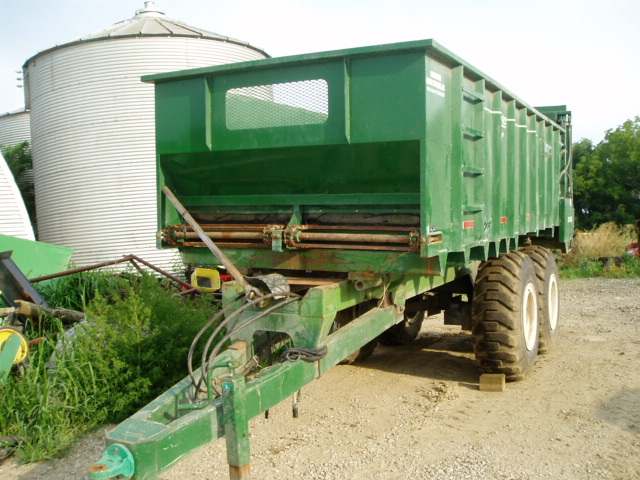 Used farm equipment for sale at Mid Iowa Equipment